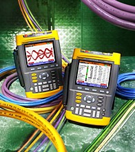 Fluke 225C 彩色示波表